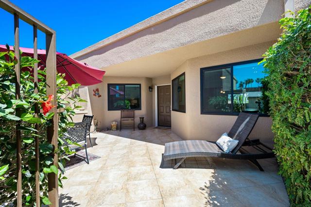 76756 Chrysanthemum Way, Palm Desert, CA 92211