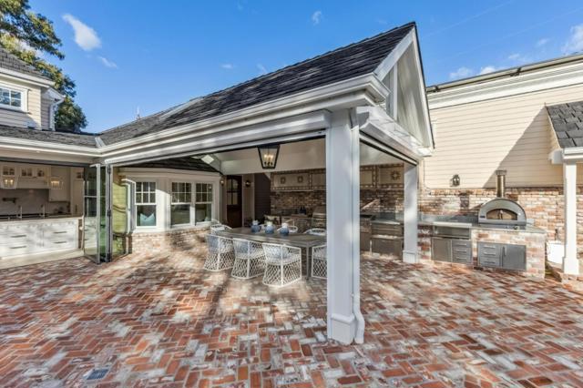 17930 Vineland Avenue, Monte Sereno CA: https://media.crmls.org/mediaz/9b2e2a8a-4abd-4cec-8900-1f0da0d0a87b.jpg