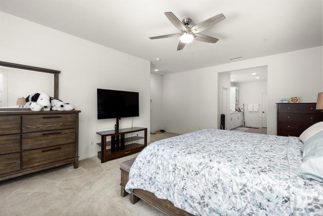 34885 Heartland Lane, Murrieta CA: https://media.crmls.org/mediaz/9b2e4889-2ae6-4167-b2f9-6c576b8fed3e.jpg