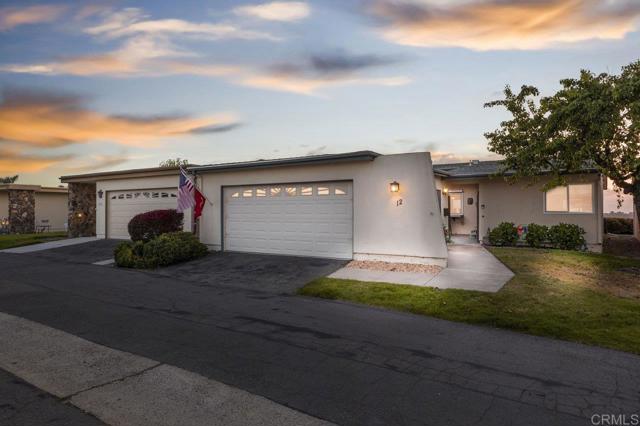 3902 Vista Campana N, Oceanside CA: https://media.crmls.org/mediaz/9b2ee5be-88df-40f4-bc30-c1309d5c4978.jpg
