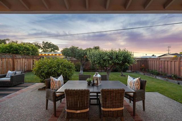 1371 Claudia Avenue, San Mateo CA: https://media.crmls.org/mediaz/9b2f64ab-1c85-4ff4-93ce-268f8675eef0.jpg