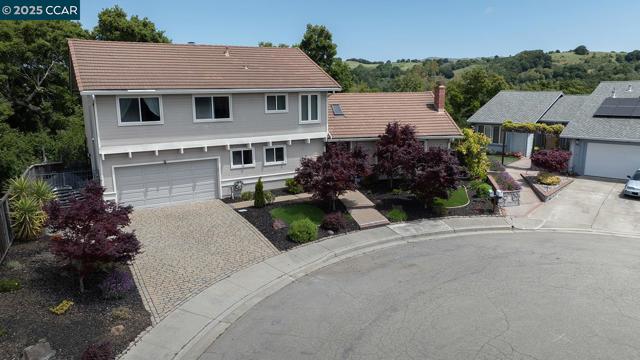 6082 Slopeview Ct, Castro Valley CA: https://media.crmls.org/mediaz/9b2fe606-5bc1-4782-8409-103083cb7a1e.jpg