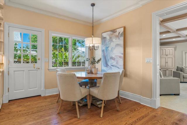 115 Doud Drive, Los Altos CA: https://media.crmls.org/mediaz/9b30ae44-c9bd-4776-9394-9a5120337eb7.jpg