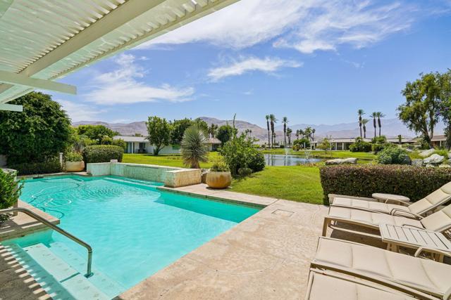 23 Park Lane, Rancho Mirage CA: https://media.crmls.org/mediaz/9b30eec5-6ce5-48e9-a573-13782dcbcba4.jpg