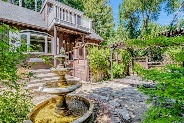 13380 Debby Lane, Boulder Creek CA: https://media.crmls.org/mediaz/9b31a057-e398-4eee-839c-5c8068e30934.jpg