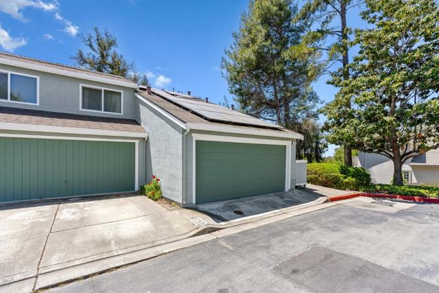1881 Chantilly Lane, Hayward CA: https://media.crmls.org/mediaz/9b32cc71-9f19-40e9-b661-657ffa8f9726.jpg