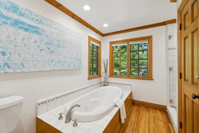 655 Berry Avenue, Los Altos CA: https://media.crmls.org/mediaz/9b333914-c04f-49d4-86f3-fd8d60fc506d.jpg