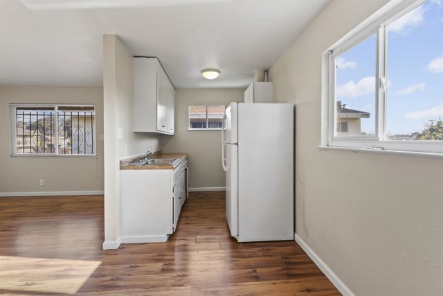 Image 10 of 22 For 128 Catron Dr