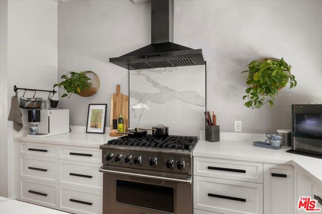 3225 Rowena Avenue, Los Angeles CA: https://media.crmls.org/mediaz/9b34efd1-fcf8-4f01-bb2d-f7a5d8c5ba23.jpg