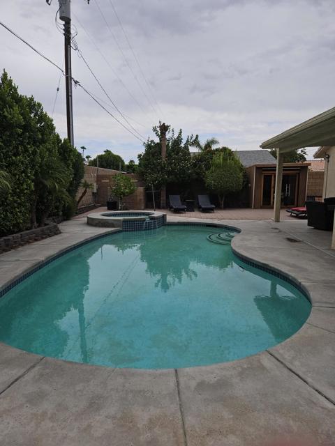 68520 Risueno Road, Cathedral City CA: https://media.crmls.org/mediaz/9b359e54-9b45-4689-bc5b-98808996afee.jpg