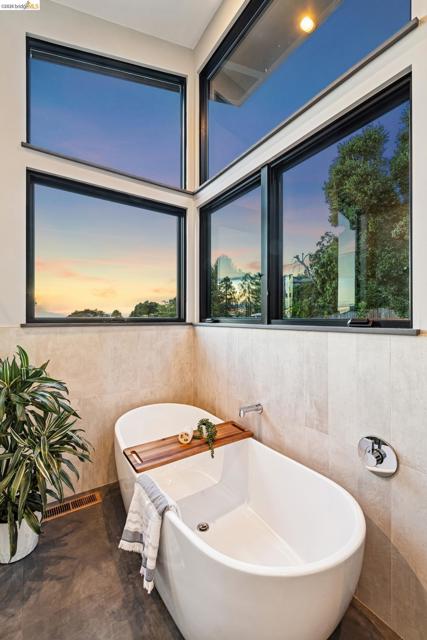 Image 51 of 60 For 6356 Broadway Ter