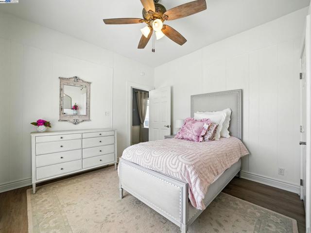 772 Mcleod St, Livermore CA: https://media.crmls.org/mediaz/9b37cb5e-46b1-4dc0-aaba-b3927cfef5fd.jpg