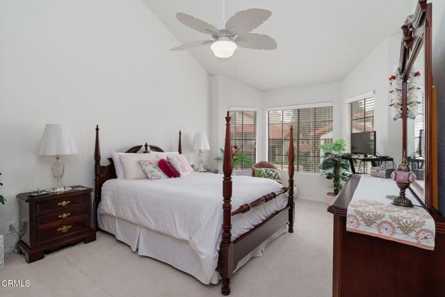 2206 Martinique Lane, Oxnard CA: https://media.crmls.org/mediaz/9b37fd3f-21a9-460e-ba10-1e682fc8e558.jpg