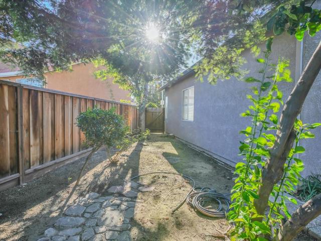 3706 Leilani Lane, Stockton CA: https://media.crmls.org/mediaz/9b3ad602-fd71-4efc-97fc-9fb2bf47d330.jpg