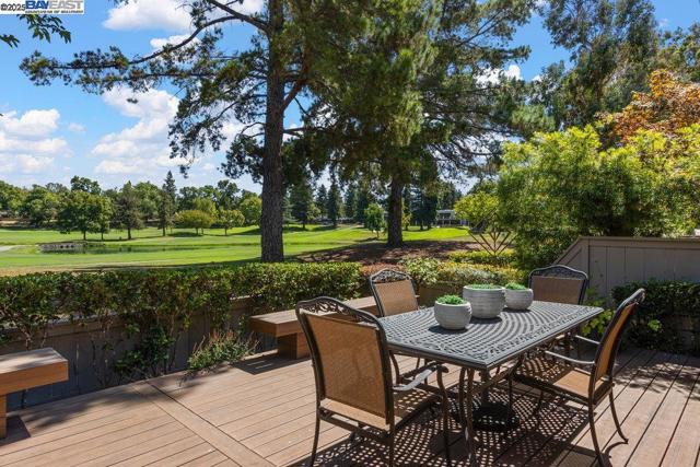 586 CAMBRIAN WAY, Danville CA: https://media.crmls.org/mediaz/9b3b2ff2-6d50-4c63-bf99-ddcec2808e24.jpg