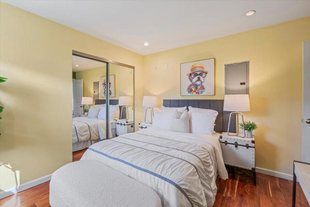 1403 Hudson Street, Redwood City CA: https://media.crmls.org/mediaz/9b3be9c4-2076-44f7-9073-15d635bcc777.jpg