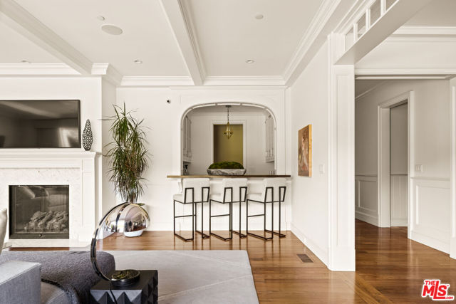 1232 Corsica Drive, Pacific Palisades CA: https://media.crmls.org/mediaz/9b3c054a-163e-4c4c-8ac3-7e98e4b3da56.jpg