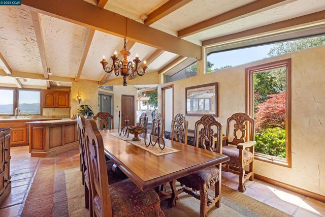 1176 Brown Ave, Lafayette CA: https://media.crmls.org/mediaz/9b3c4b6d-d7b9-42fd-bfbe-3fde239d36a3.jpg