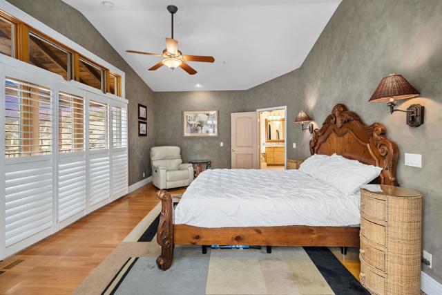 18351 WOODS HILL, Ramona CA: https://media.crmls.org/mediaz/9b3db29d-dc78-4a4a-a80a-37af3b6502d6.jpg