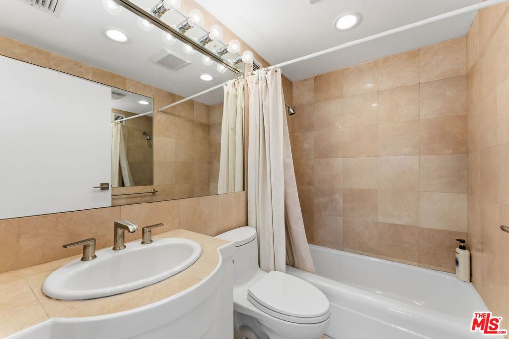 MLS #26686381 image #16
