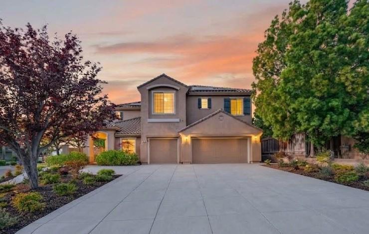 6039 La Spezia Place