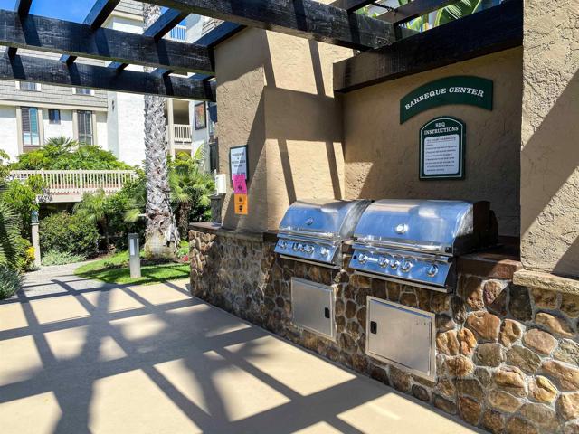 999 N Pacific Street, Oceanside CA: https://media.crmls.org/mediaz/9b3f4e2b-f120-453f-b6b3-0dd0cbf89334.jpg