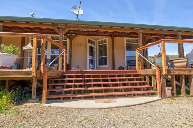 17997 Del Puerto Canyon Road, Patterson CA: https://media.crmls.org/mediaz/9b3fc678-b655-4ba3-ad21-770acd7b5591.jpg