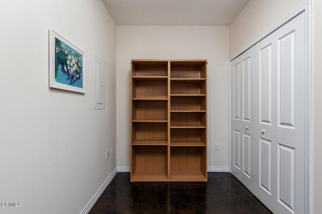 Detail Gallery Image 12 of 19 For 125 N Raymond Ave #210,  Pasadena,  CA 91103 - 1 Beds | 1/1 Baths