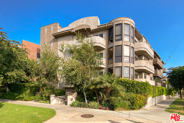 11766 W Sunset Blvd #202, Los Angeles, CA 90049