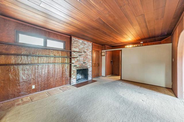 1036 Almanor Avenue, Menlo Park CA: https://media.crmls.org/mediaz/9b414072-ff29-4dd4-ab50-3bed2294ec0a.jpg
