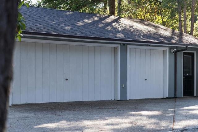 121 Day Valley Lane, Aptos CA: https://media.crmls.org/mediaz/9b4183ac-28f1-4f88-bf2b-abba83e66ee6.jpg
