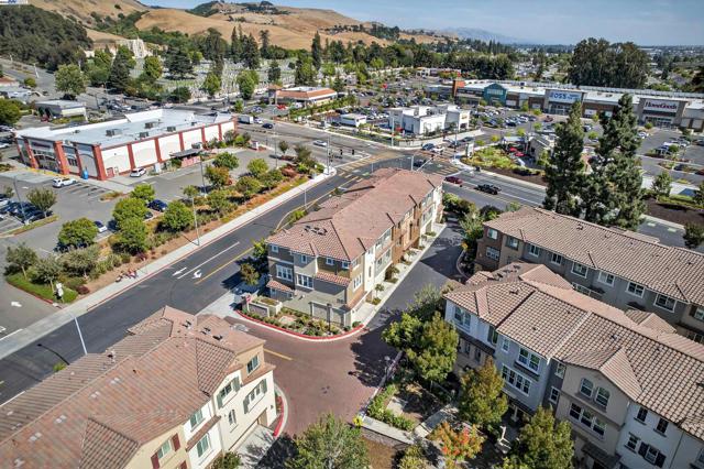 25943 Dollar St, Hayward CA: https://media.crmls.org/mediaz/9b4189bf-9ee3-4d7e-874d-9d141fb2aae6.jpg