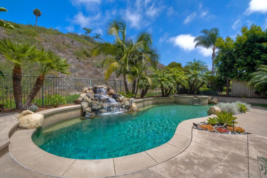 6466 Willow Place, Carlsbad, CA 92011