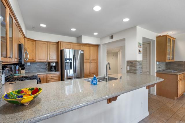 Detail Gallery Image 7 of 31 For 400 N Pacific Street #110,  Oceanside,  CA 92054 - 2 Beds | 2 Baths