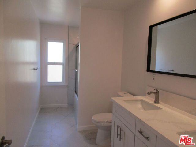 28436 Lomo Drive, Rancho Palos Verdes CA: https://media.crmls.org/mediaz/9b43c587-4fab-47d8-b992-aae6f7eb025f.jpg