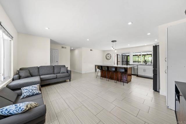 7971 Jade Coast Road, San Diego CA: https://media.crmls.org/mediaz/9b44076a-4710-4bdf-bb94-c948b565a717.jpg
