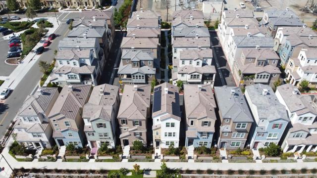 825 Garden Street, Milpitas CA: https://media.crmls.org/mediaz/9b447a6a-84ab-4453-8b4f-8b01a9329bdb.jpg