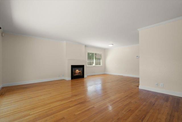 495 Giannini Drive, Santa Clara CA: https://media.crmls.org/mediaz/9b45103d-a0c2-4726-b70b-2f8ba20309a9.jpg