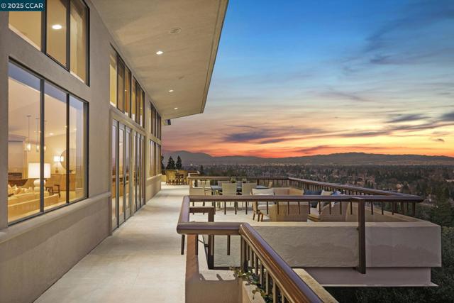 21 Deer Oaks Ct, Pleasanton CA: https://media.crmls.org/mediaz/9b453048-84d2-4716-bde9-e39b98a5d92f.jpg