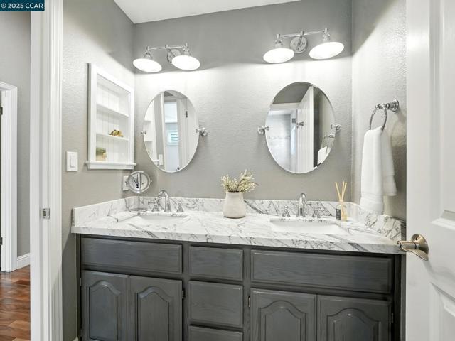 3052 Miwok Way, Clayton CA: https://media.crmls.org/mediaz/9b45b00a-f7d6-4596-9f10-bd04072719d4.jpg