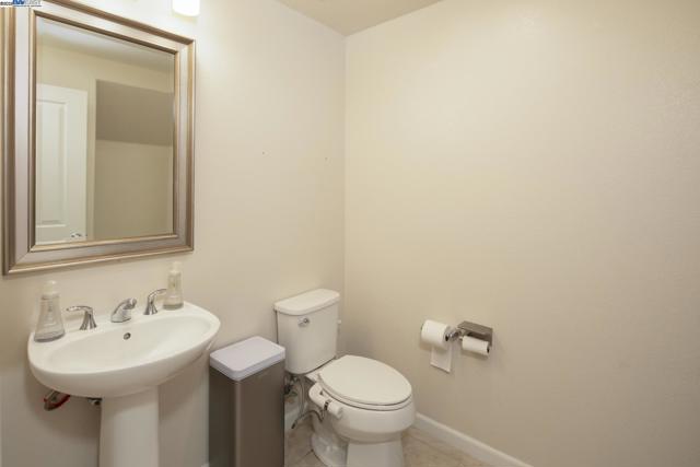 17819 Banks Street, Marina CA: https://media.crmls.org/mediaz/9b45f810-5461-493c-bae4-051ac55184ed.jpg