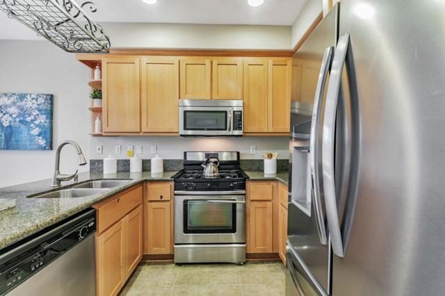 2070 Almaden Road, San Jose CA: https://media.crmls.org/mediaz/9b46a11d-3ece-45ea-946d-f0b59c28a087.jpg