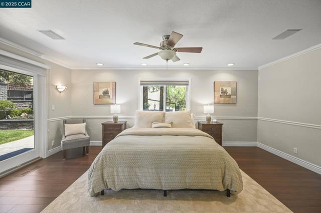 1883 Piedras Cir, Alamo CA: https://media.crmls.org/mediaz/9b46d782-e9c7-499e-8aa7-1c632bd69725.jpg