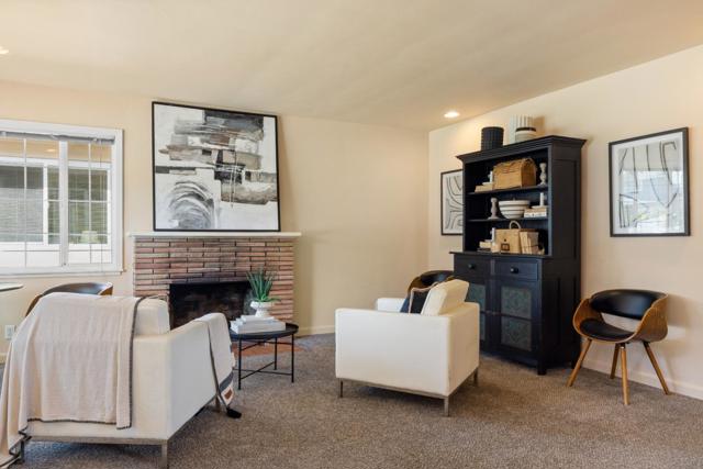 662 Oak Street, Monterey CA: https://media.crmls.org/mediaz/9b480b2e-596d-4dd7-a76e-75471be49e12.jpg