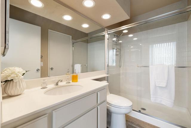 79822 Olympia Fields, La Quinta CA: https://media.crmls.org/mediaz/9b48cff9-f194-4a5f-9136-a9739cfa8fbe.jpg