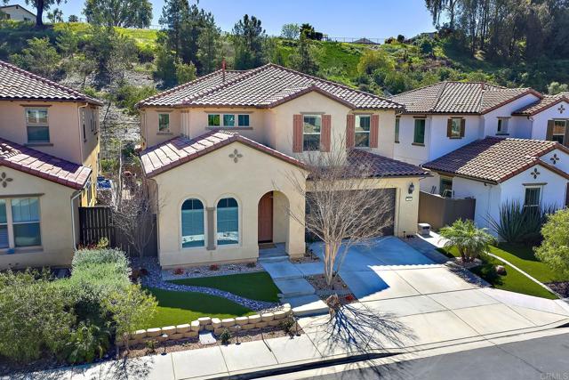 Detail Gallery Image 2 of 58 For 219 Flores Ln, Vista,  CA 92083 - 4 Beds | 2/1 Baths