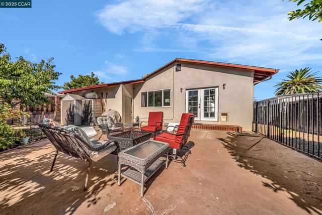 3412 Flamingo Dr, Concord CA: https://media.crmls.org/mediaz/9b49f8a7-0e6f-451d-9bf6-b8a18620cd9b.jpg