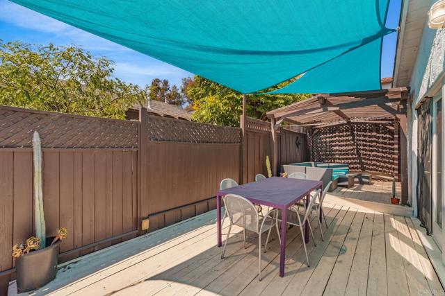 3164 Elm st, San Diego CA: https://media.crmls.org/mediaz/9b4a1aef-7728-428c-b4d8-fec97d2eb755.jpg