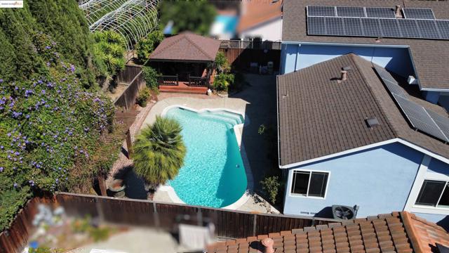 4943 Rice DR, San Jose CA: https://media.crmls.org/mediaz/9b4a87f2-0861-43c1-b0af-20a9b07f9c83.jpg
