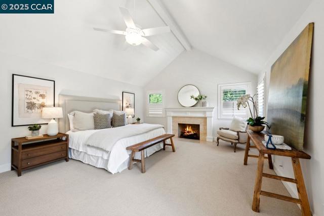 3369 Stage Coach Dr, Lafayette CA: https://media.crmls.org/mediaz/9b4ad0de-a3d3-4e7d-8ba7-ce5ca45c8367.jpg